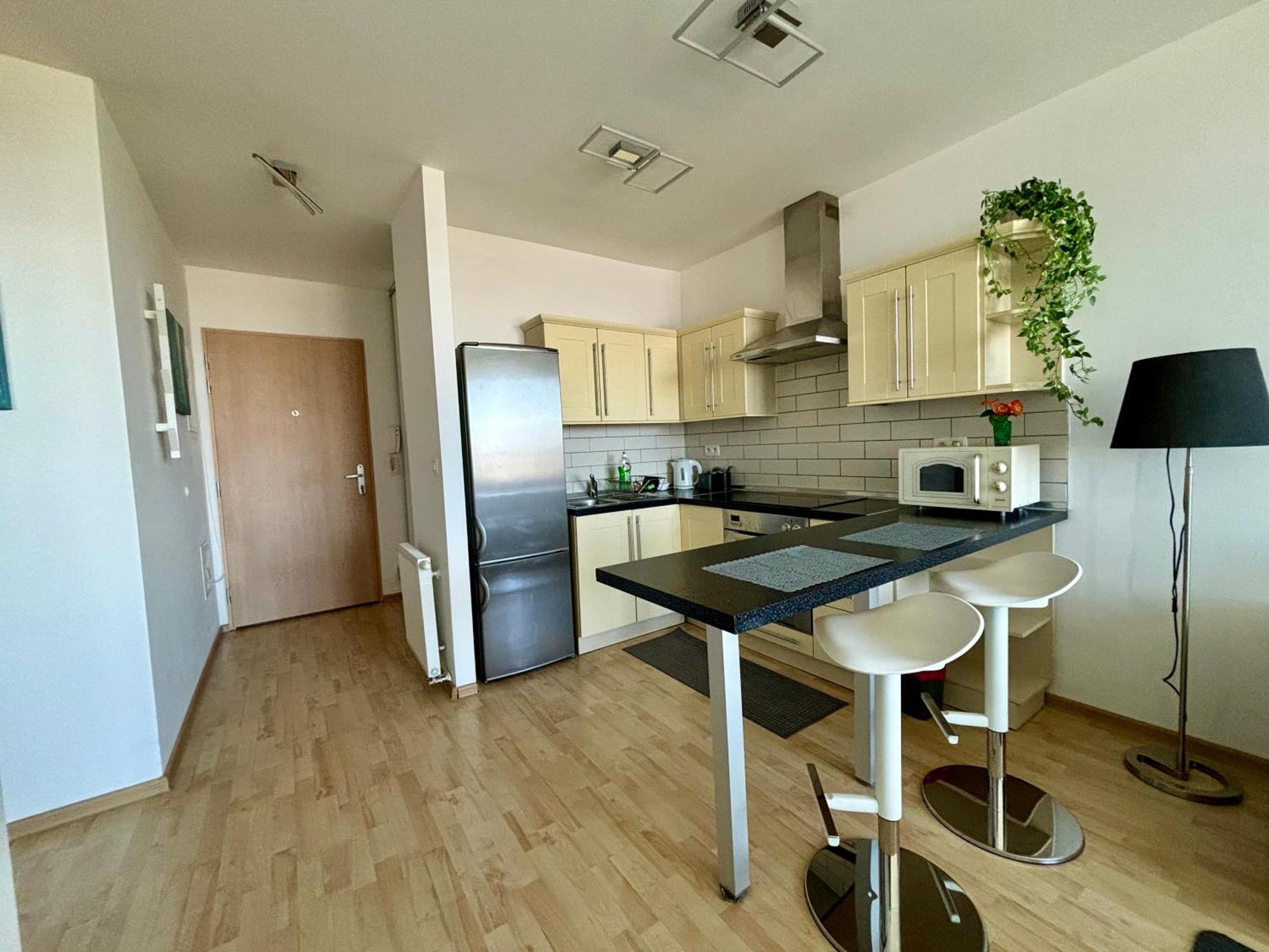 Three Towers With Beautiful View And Parking! Apartment Bratislava Ngoại thất bức ảnh